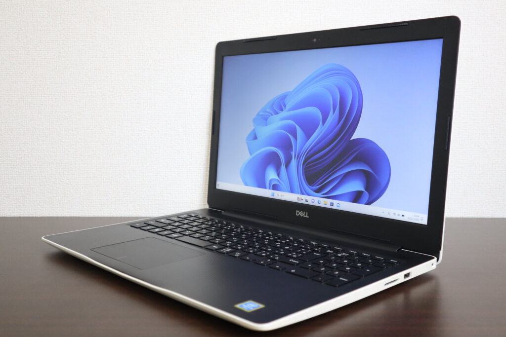 DELL製 Inspiron 3583 ノートパソコン